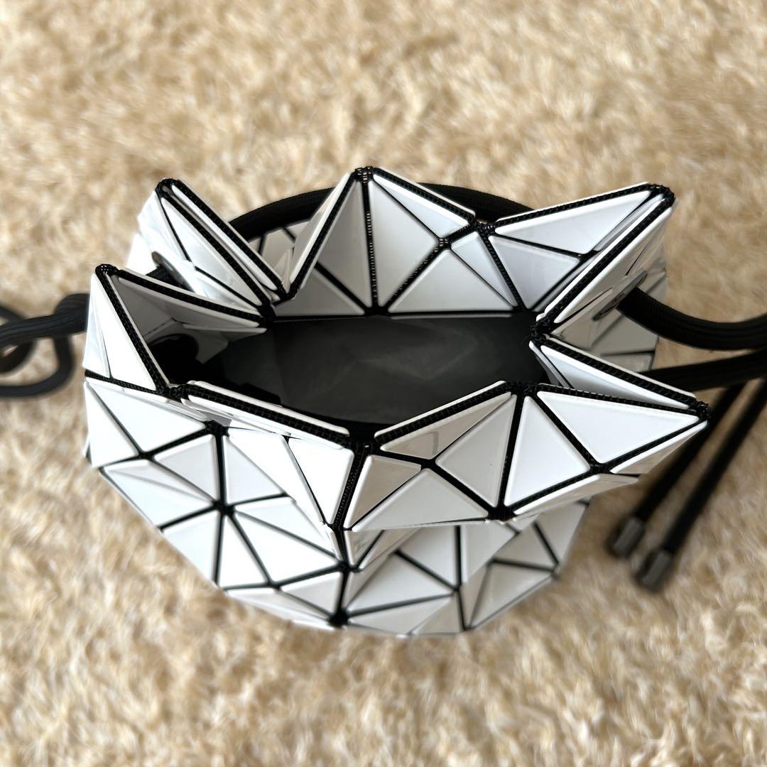 バオバオイッセイミヤケ リング 巾着バッグ ショルダーバッグ シルバー BAO BAO isseymiyake☆WRING 巾着袋型 ショルダーバッグ (BAOBAO