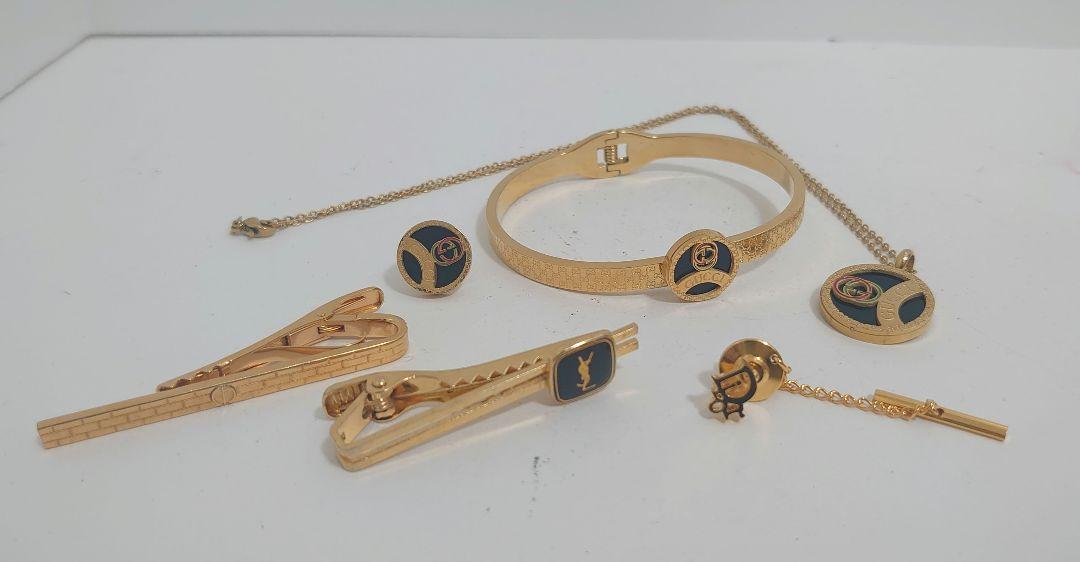 ディオール グッチ YSL ダンヒル ネクタイピン ピアス ネックレス