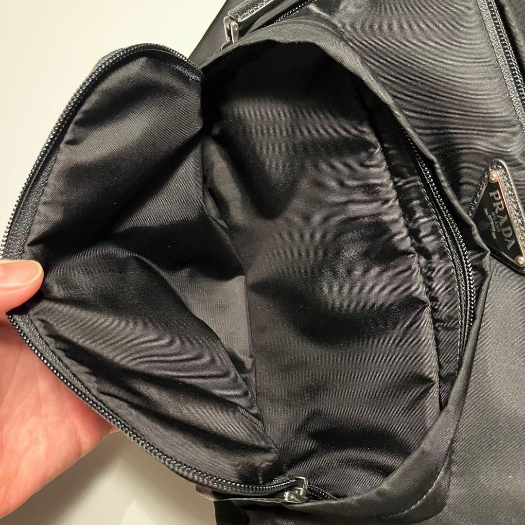 PRADA ナイロン ボディバッグ ブラック 2VL003 NERO