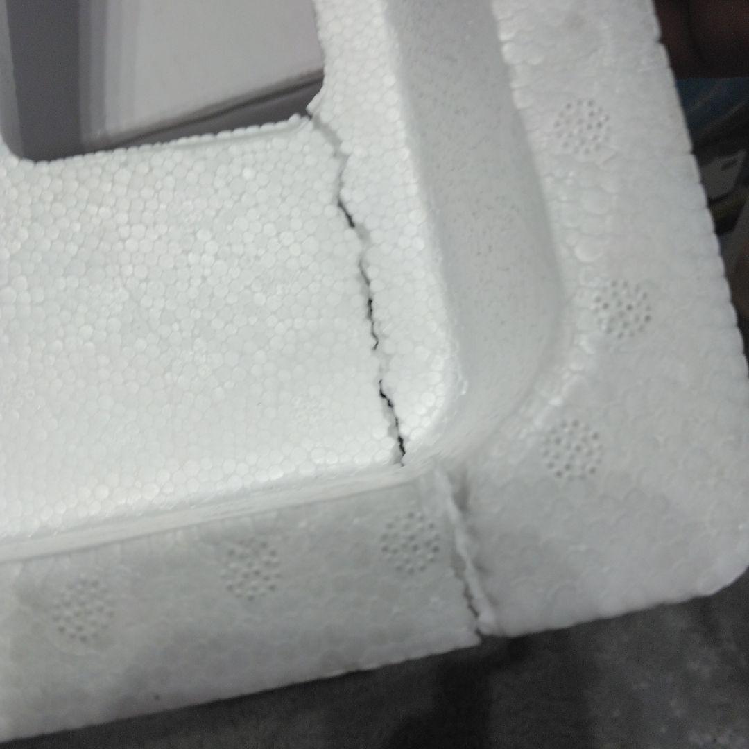 ma　美品　車載対応　冷蔵冷凍庫　15L ナフコ