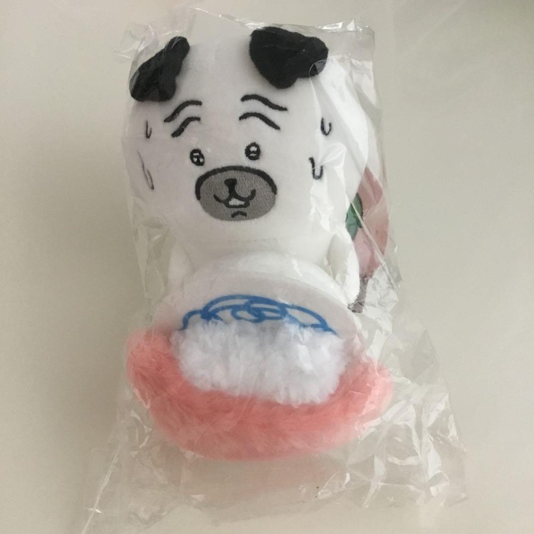 デスクトップから見守るひっかけぬいぐるみ パグさん おもちゃ