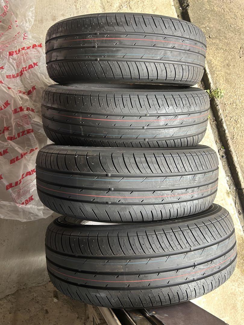 90 ヴォクシー　205/60R16 新車外し タイヤ 4本セット