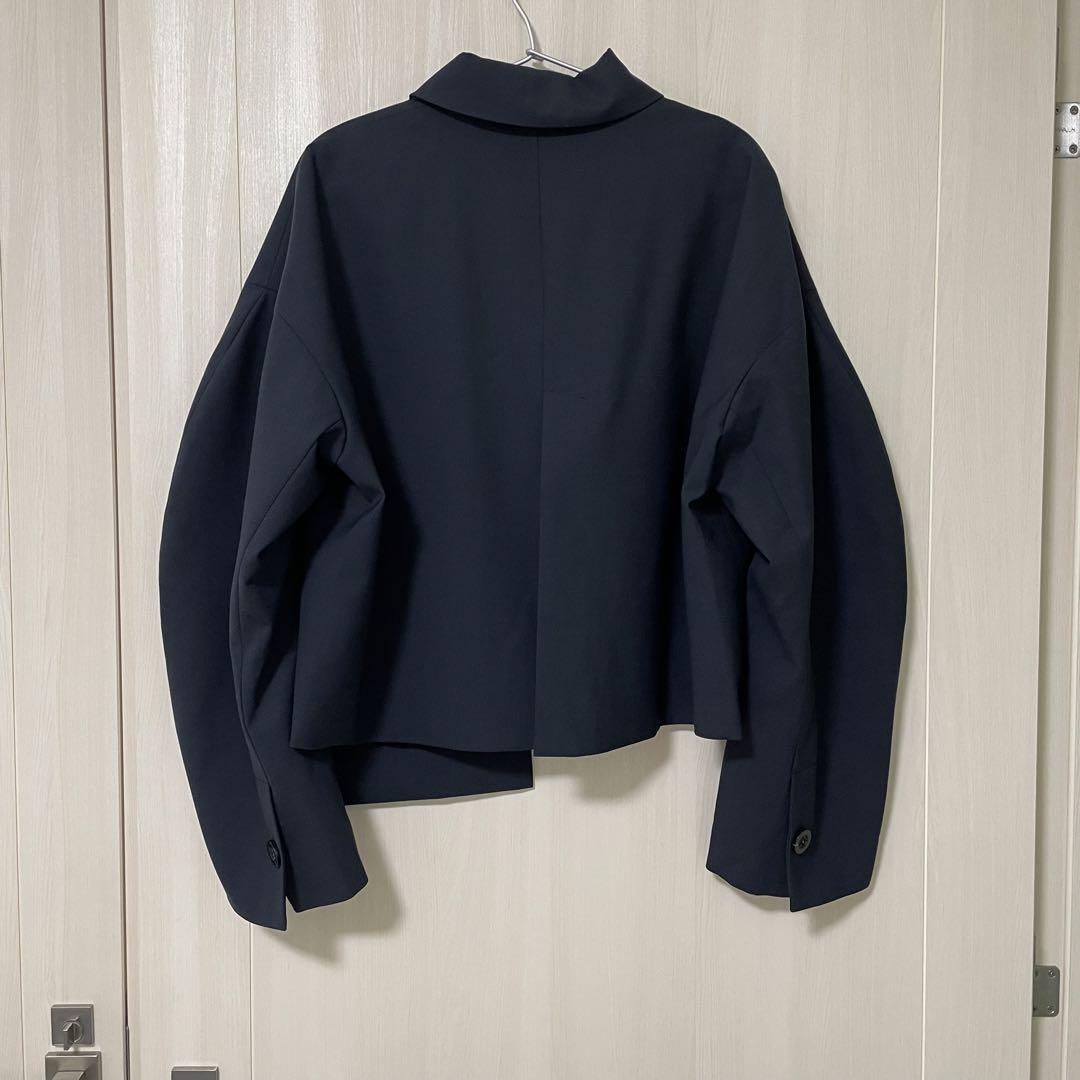 ENFOLD SOUTIEN-COLLAR SHORT-JACKET