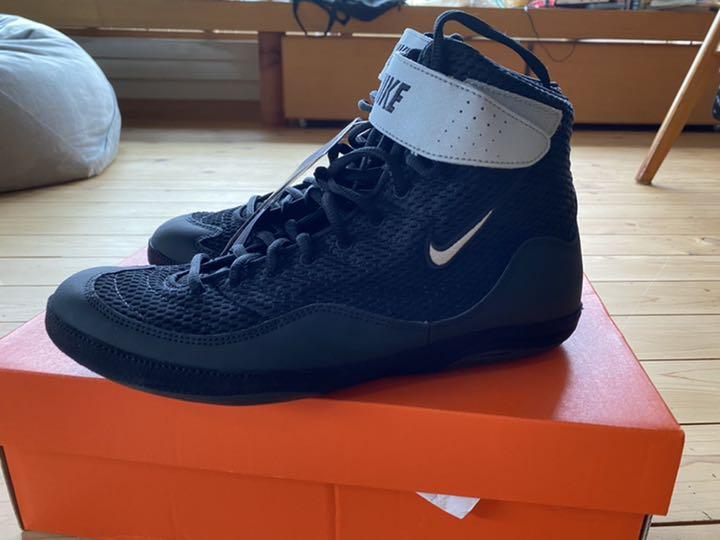 NIKE INFLICT スニーカー - www.jsmg.co.jp NIKE INFLICT スニーカー - www.jsmg.co.jp