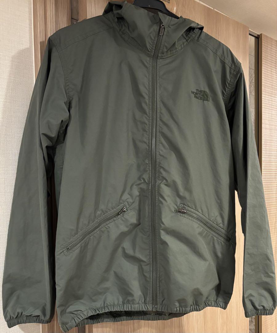 The North Face フード付きジャケット オリーブグリーン
