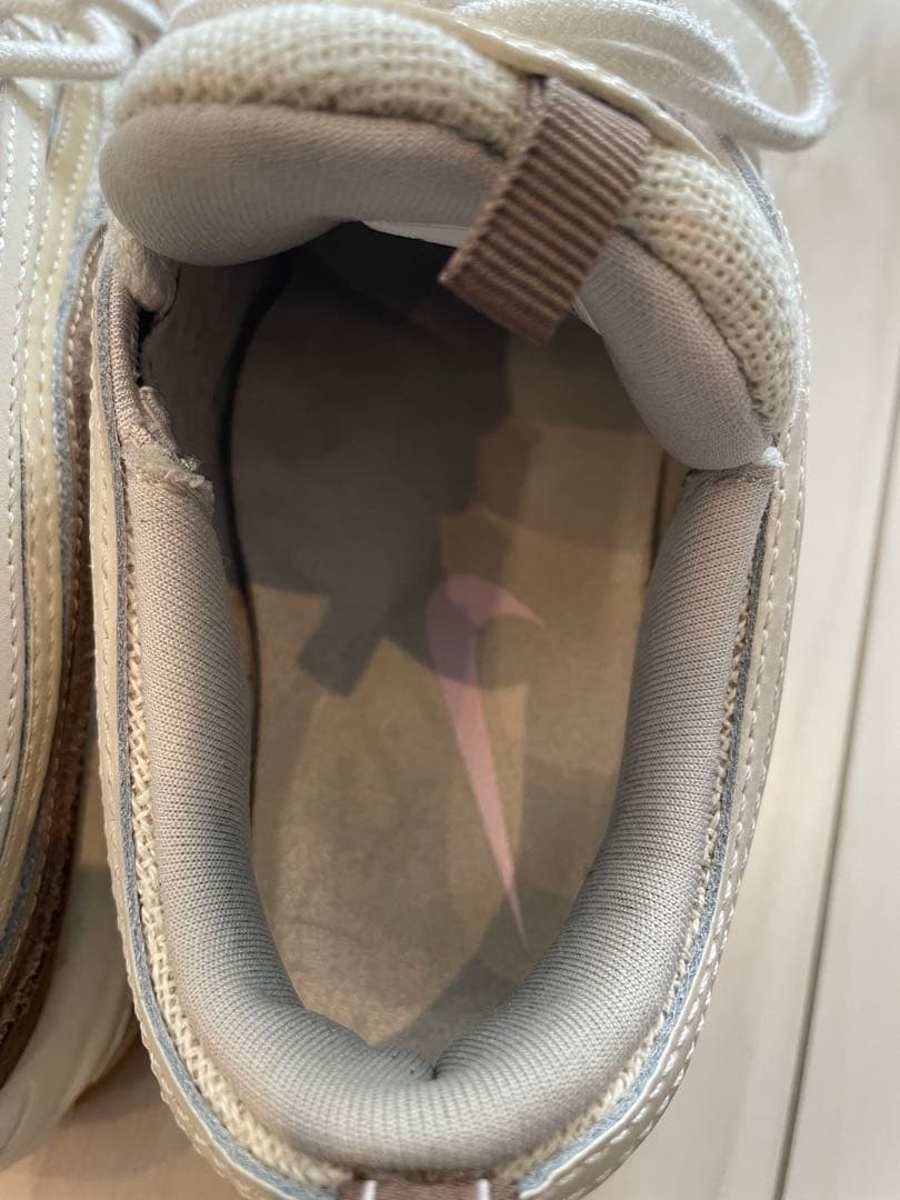 ローボード NIKEナイキ エアマックス97 モスリン アンド ピンク フォーム