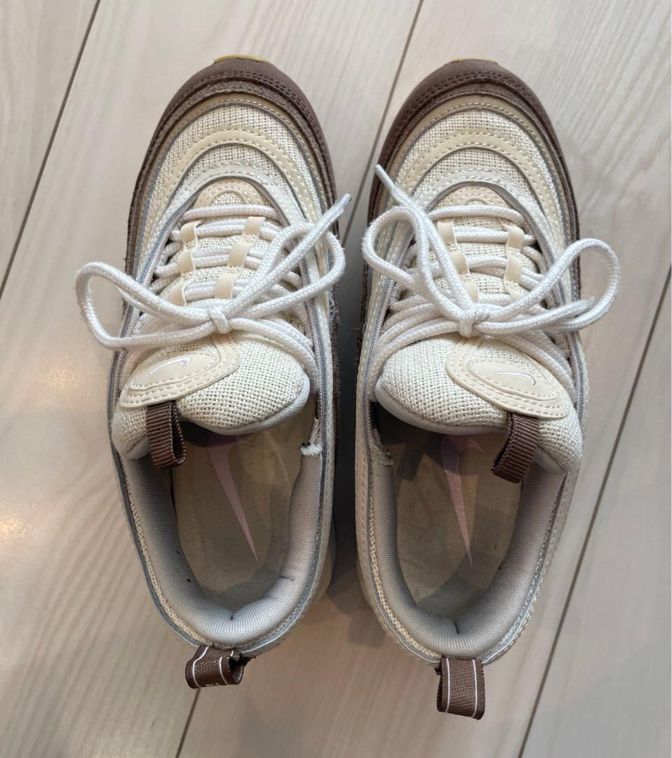 ローボード NIKEナイキ エアマックス97 モスリン アンド ピンク フォーム