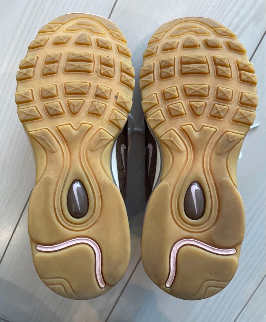 ローボード NIKEナイキ エアマックス97 モスリン アンド ピンク フォーム