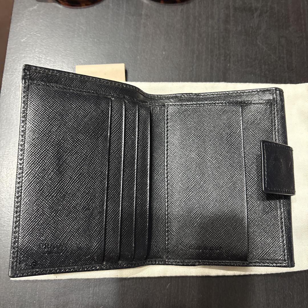 PRADA 財布
