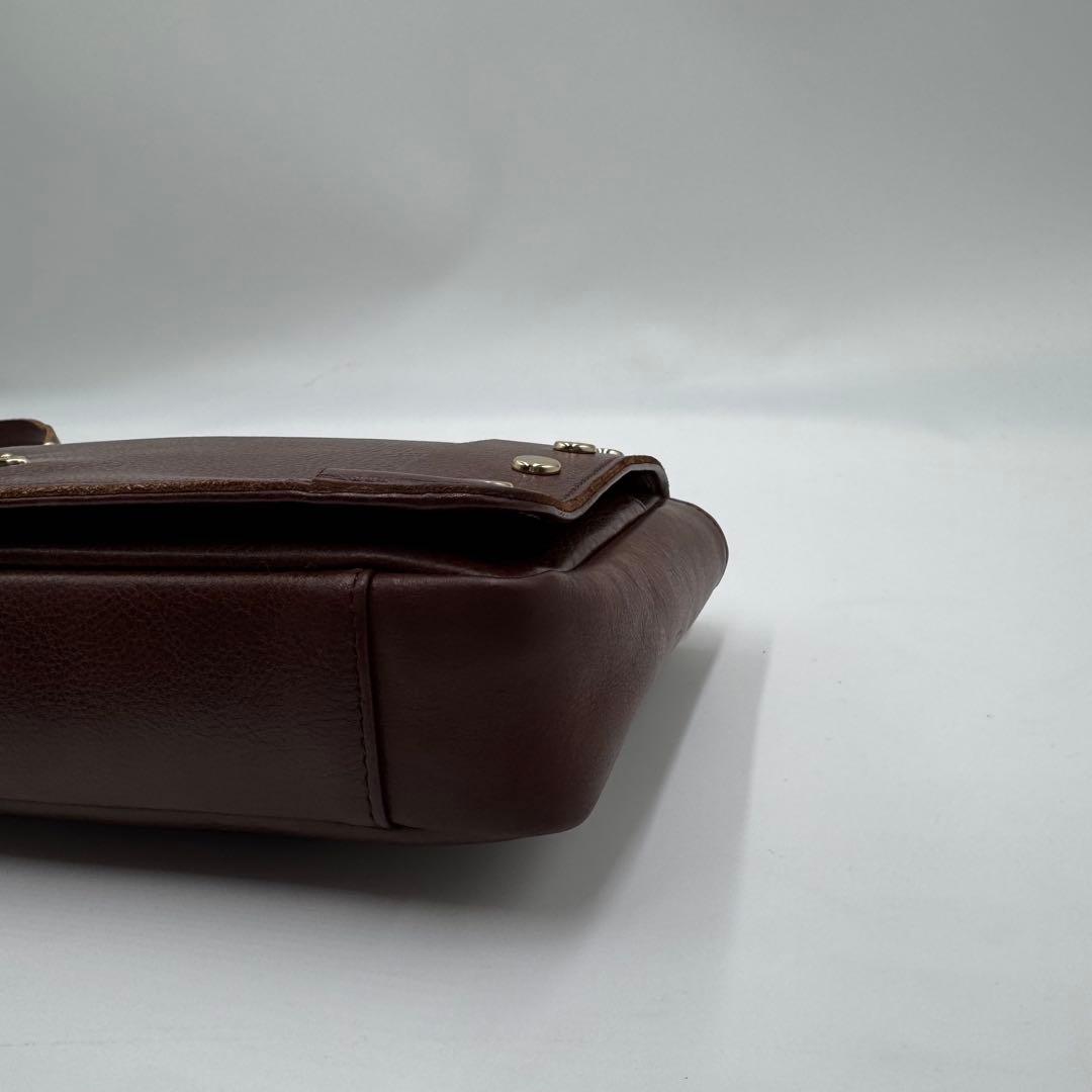 極美品✨ ヴィヴィアンウエストウッド ショルダーバッグ オーブ スタッズ 茶色 極美品✨ ヴィヴィアンウエストウッド ショルダーバッグ オーブ スタッズ 茶色