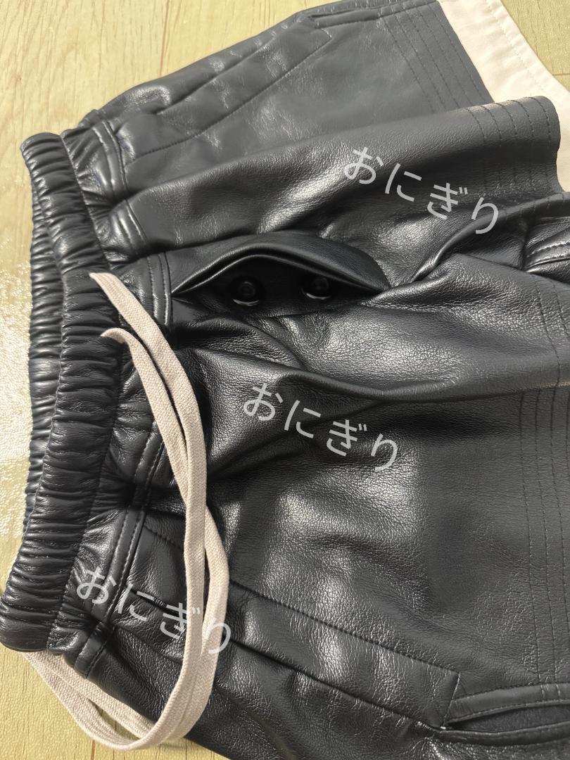 Rick Owens レディース レザー ドローストリング ショートパンツ。