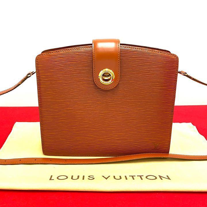 バッグサイズ25美品 LOUIS VUITTON ルイヴィトン エピ レザー ショルダーバッグ