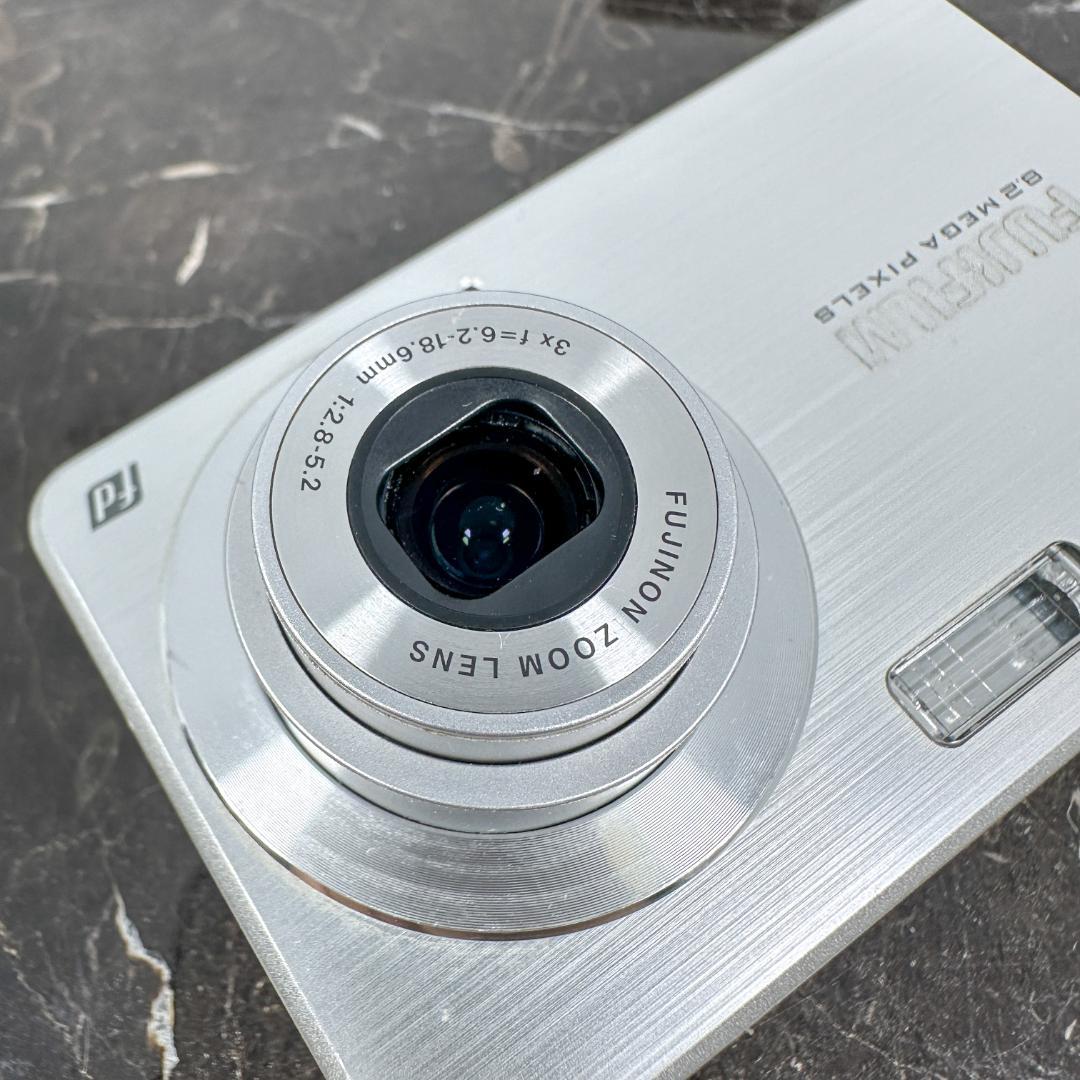 【美品】FUJIFILM FINEPIX J15fd　シルバー②