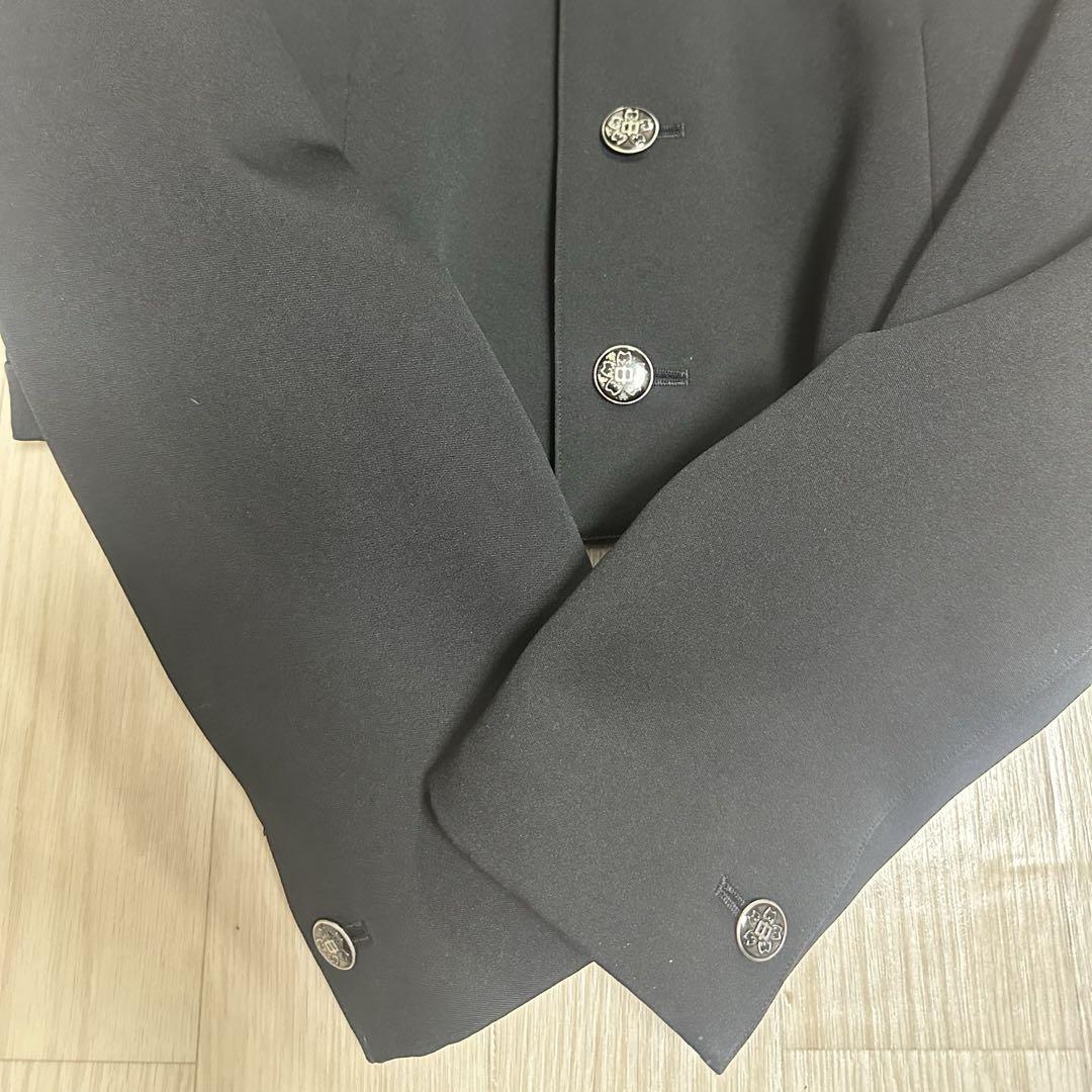 学生服