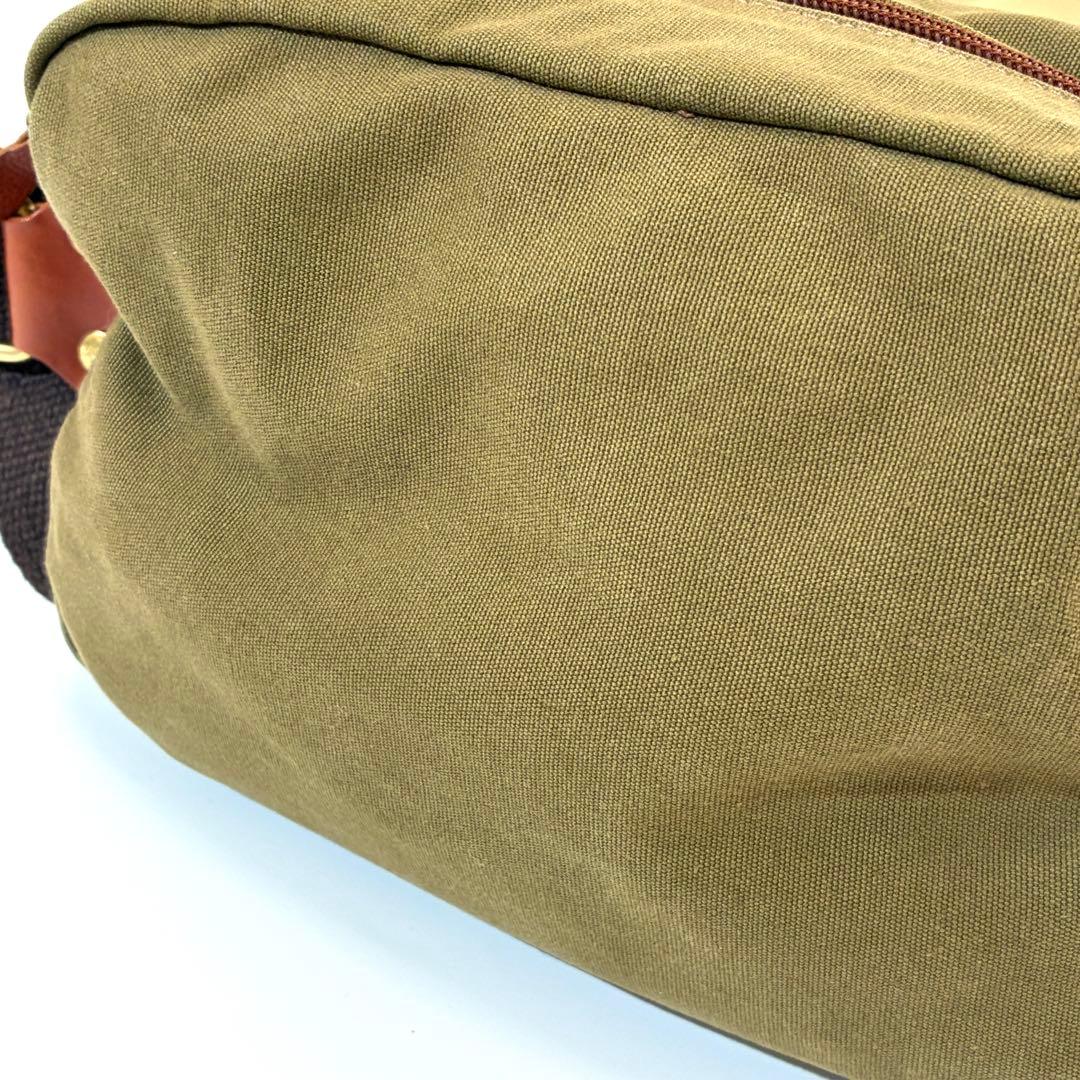 良品✨ イルビゾンテ ボディバッグ ショルダーバッグ キャンバス レザー 良品✨ イルビゾンテ ボディバッグ ショルダーバッグ キャンバス レザー