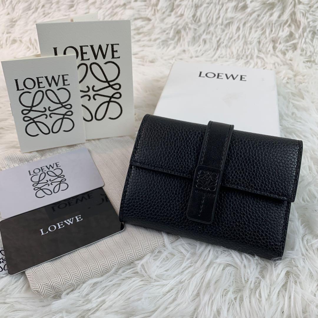 【新品 箱付き】LOEWE ロエベ　三つ折り財布