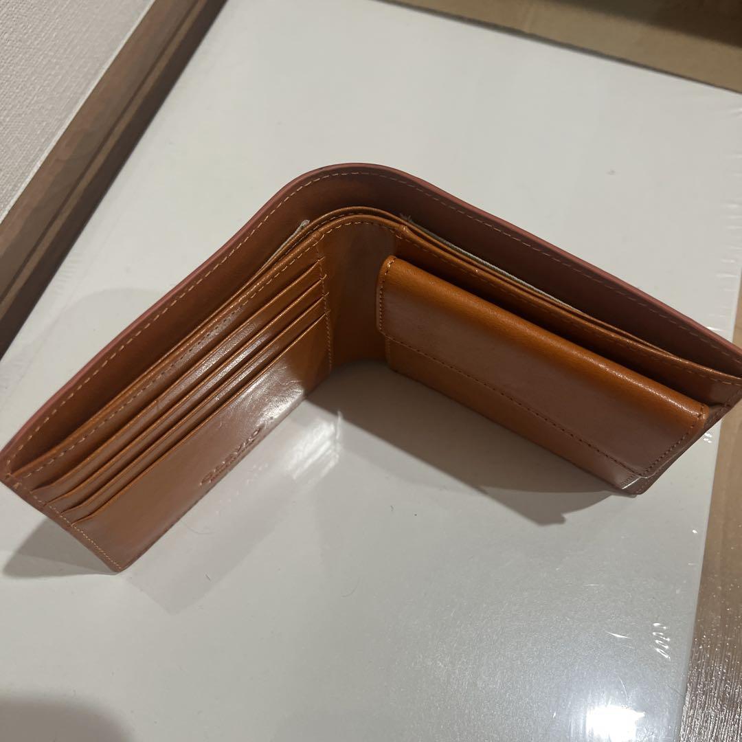 CLEVO 二つ折り財布 ブラウン