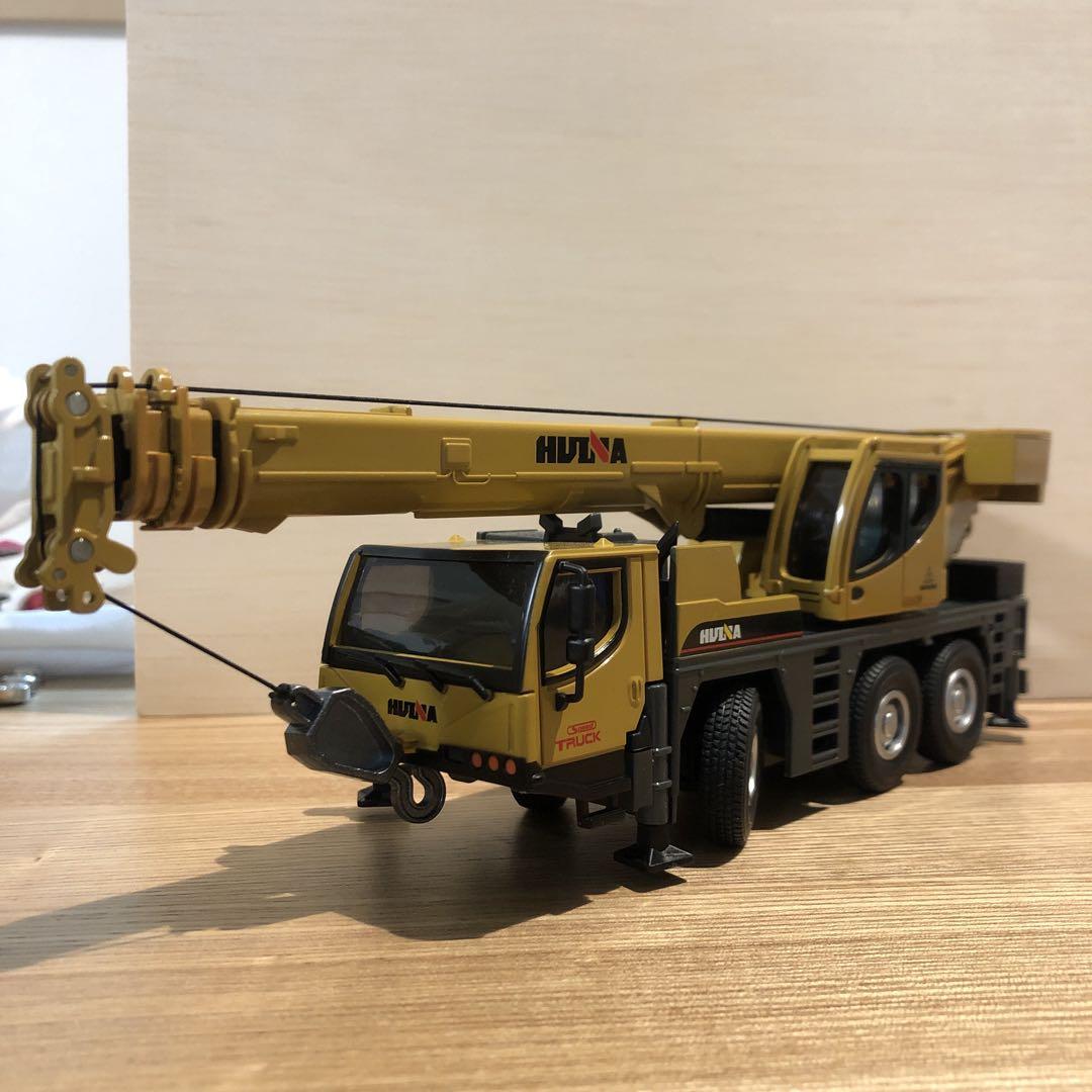クレーン車ミニチュア 日立建機 ミニチュア ＜ZX200-7＞ HYDRAULIC EXCAVATOR 1/50