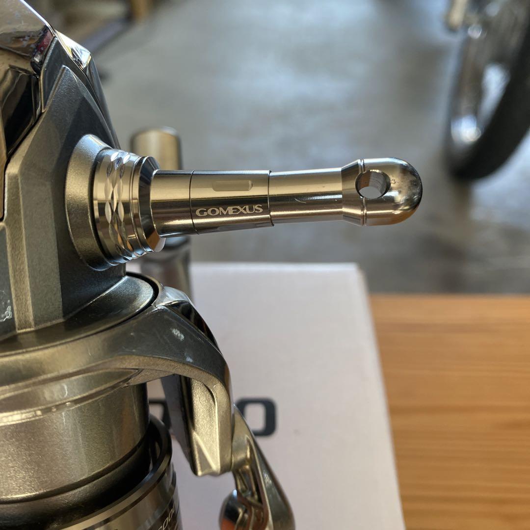 SHIMANO NASCI C2000SHG スピニングリール　スタンド付き