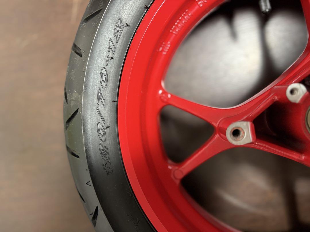 オルカAJ6型シグナスグリファス専用純正ホイール&タイヤ オルカ様専用AJ6型シグナスグリファス専用純正ホイール&タイヤ