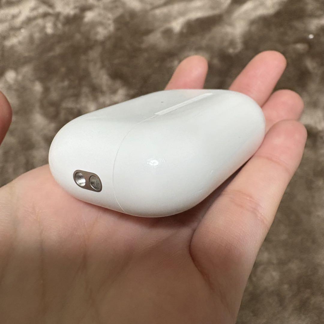 【美品】Apple AirPods Pro第二世代　ノイズキャンセル