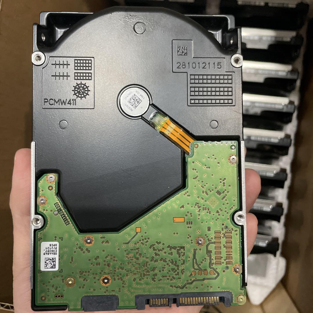 外付けハードディスク・ドライブ Western Digital 18TB HC550 UltraStar HDD