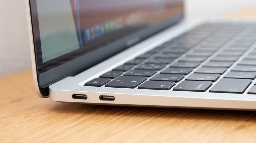 在庫処分セール 2018 Air MacBook i5/16GB/128GB 完動品 シルバー MacBook本体