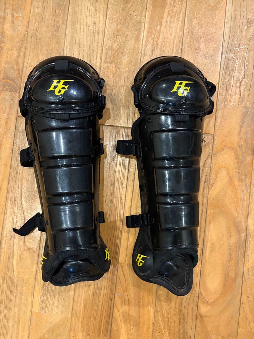 ハイゴールド　インサイドプロテクター　レガース　硬式　審判用防具 10回程度使用