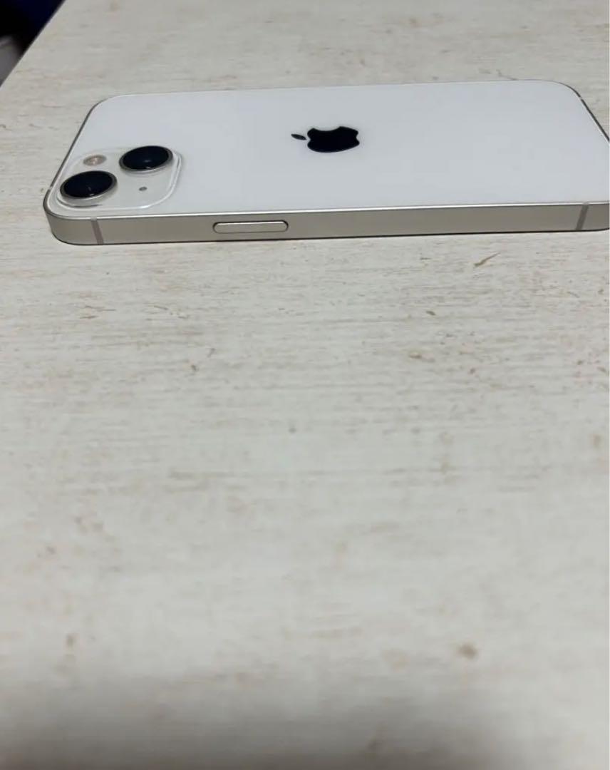 iPhone13 本体　SIMフリー　スターライト