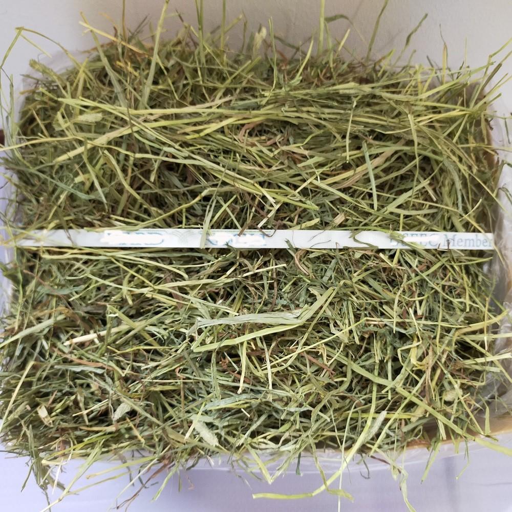 【7/15まで】US産 チモシー 30kg ２番刈 ソフトSプレミアム 7/15まで】US産 チモシー 10kg 2番刈 ソフトSプレミアム - メルカリ