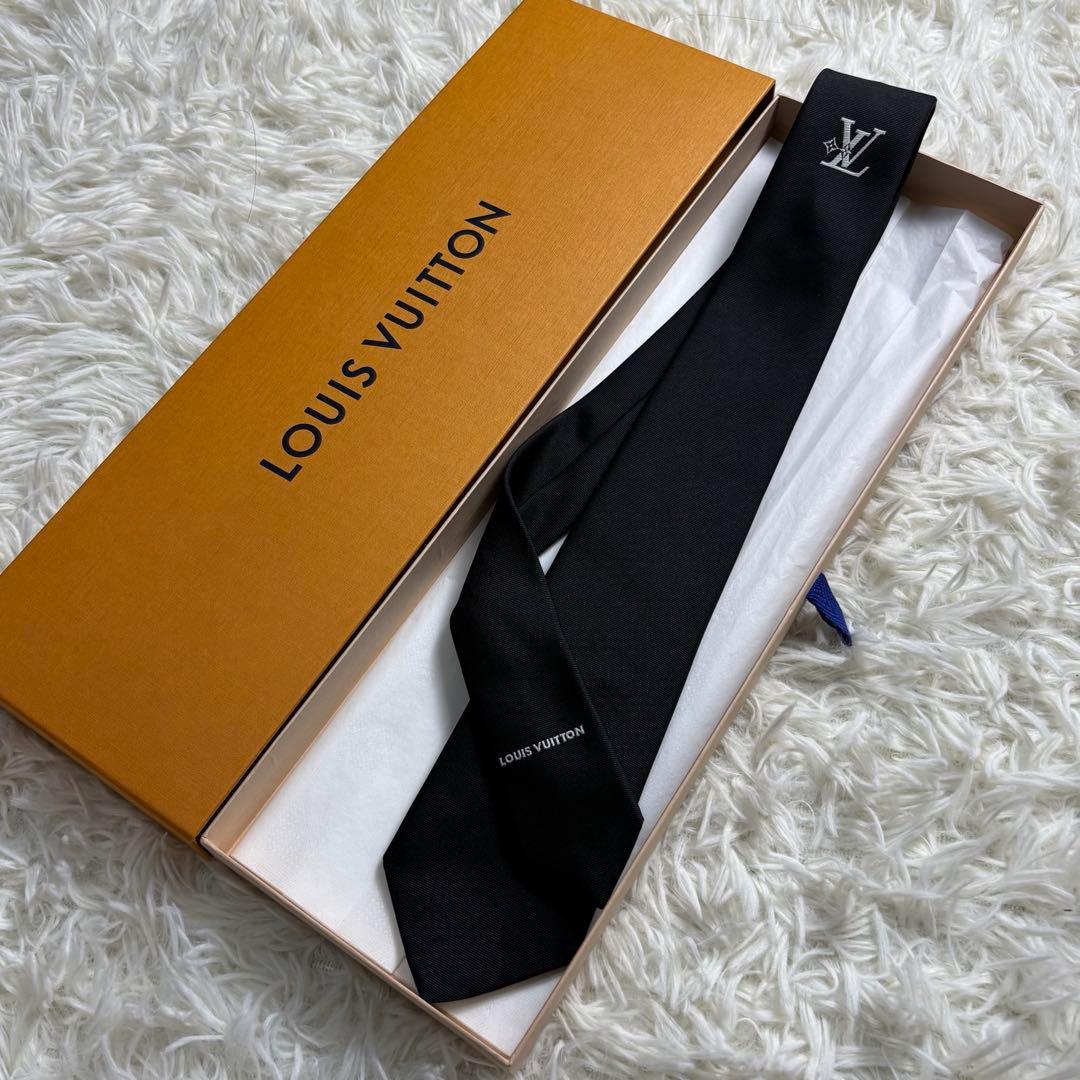 希少✨ LOUIS VUITTON ルイヴィトン LVスマッシュ ロゴブラック - メルカリ