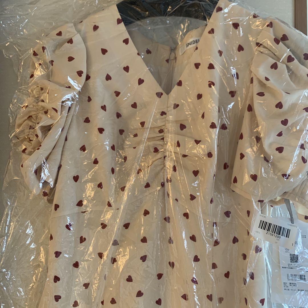 SNIDEL スナイデルHeart collectionハートプリントワンピース