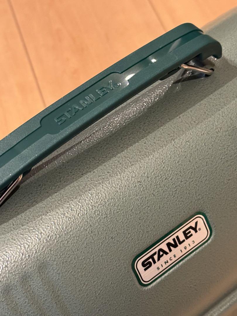 STANLEYランチボックス水筒付き