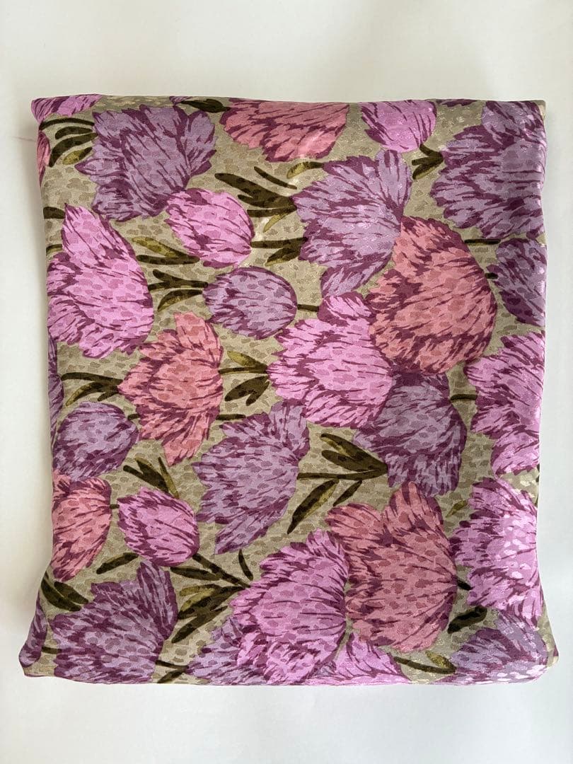 ピンクチューリップシルク 幅140㎝×長さ245㎝