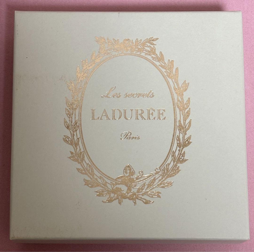 ラデュレ ラデュレ LADUREE ハンカチ＆ポーチ ギフトBOX入セット