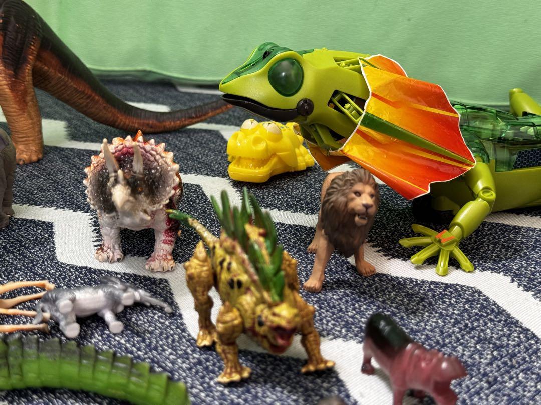 恐竜フィギュア　動物フィギュア　まとめ売り