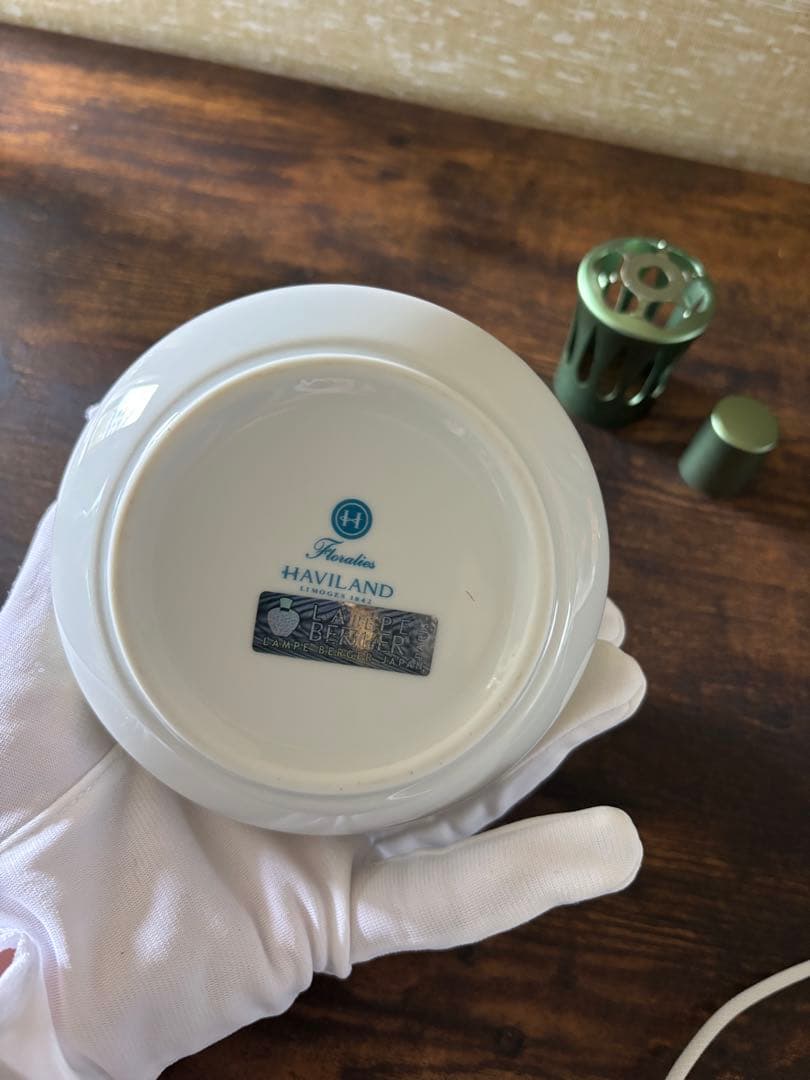 アビランド社製の ランプベルジェ　アロマランプ　 になります。 アビランド社