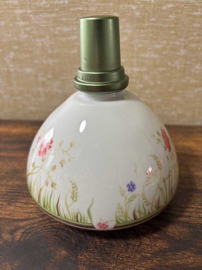 アビランド社製の ランプベルジェ　アロマランプ　 になります。 アビランド社