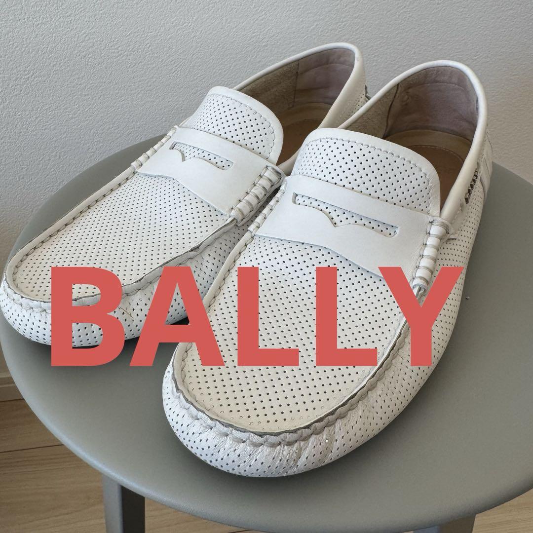 【美品】BALLY バリー　ドライビングシューズ　ローファー　白　オフホワイト 美品】BALLY バリー ドライビングシューズ ローファー 白 オフ
