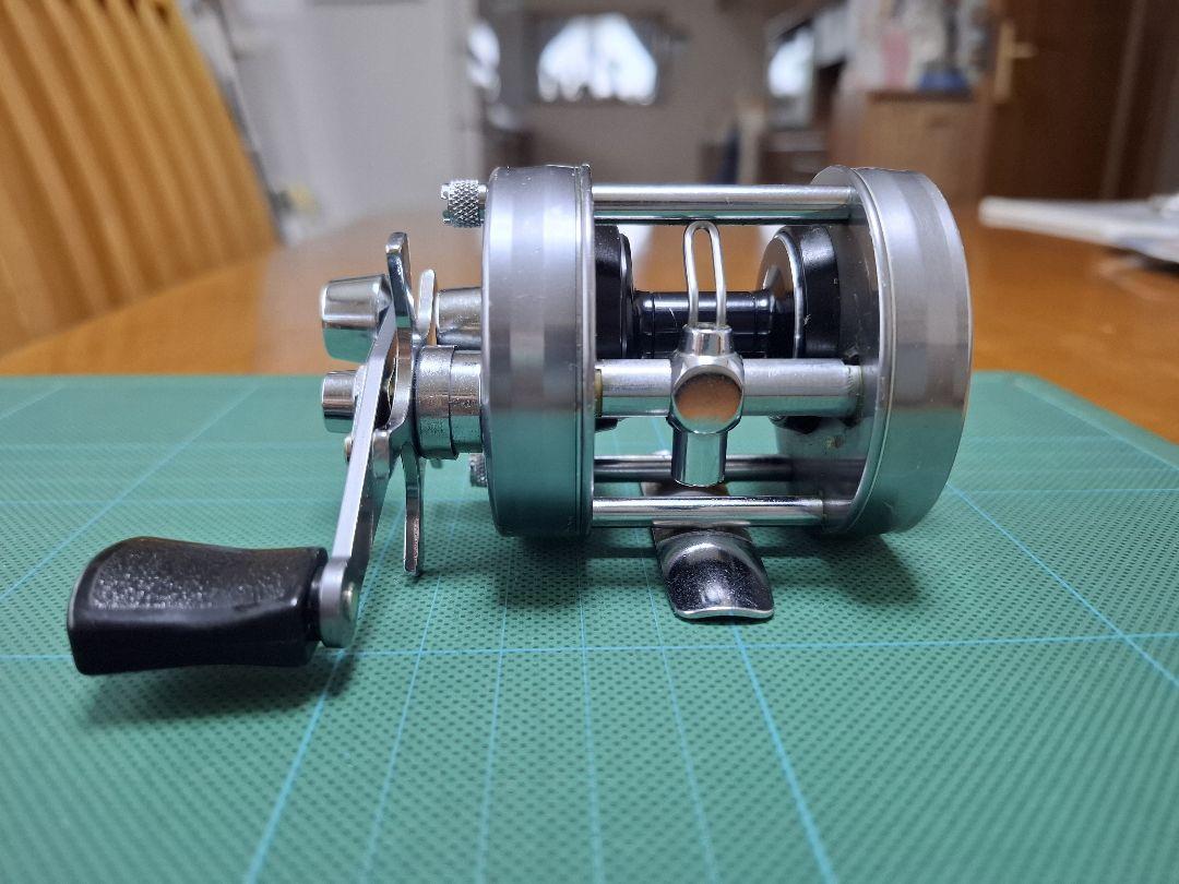 アンバサダー2500c最初期75年製 ABU Ambassadeur 2500c