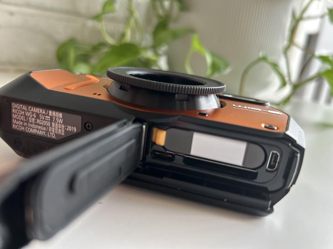 未使用商品！RICOH WG-6 オレンジ デジタルカメラ
