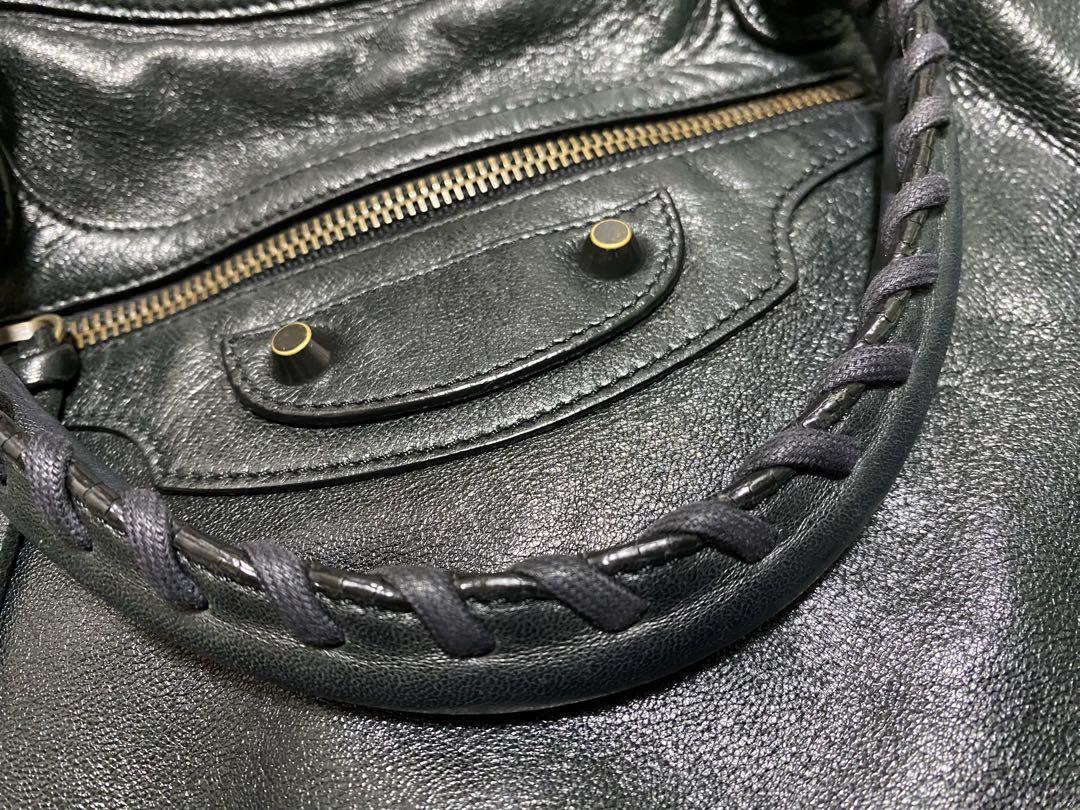 BALENCIAGA