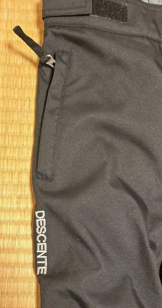140cm DESCENTE スキーウェア 子ども用 黒