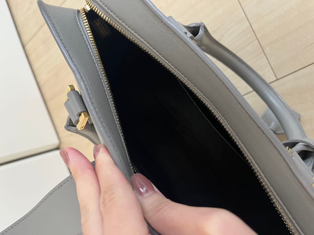 サンローラン カバスバッグ サンローラン カバスバッグ