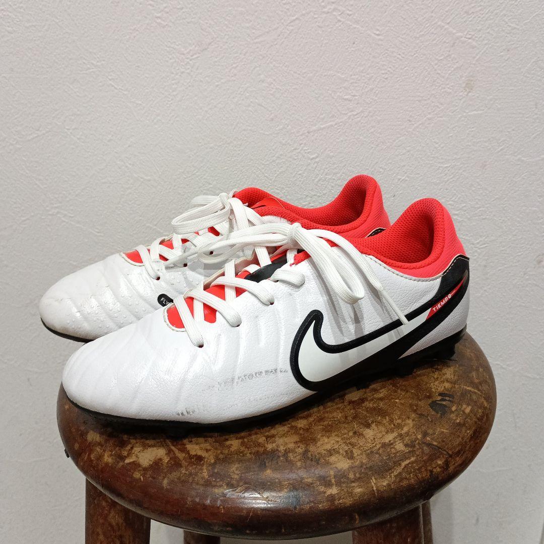 NIKE ナイキ ジュニアレジェンド10アカデミーHG TIEMPO 22cm