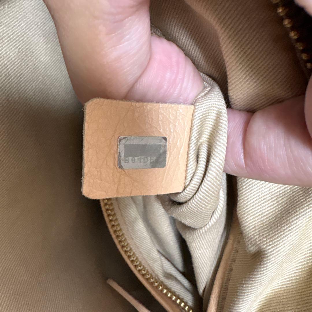 Chloe'　クロエ　パラティ　ショルダーバッグ　グレージュ Chloe' クロエ パラティ ショルダーバッグ グレージュ