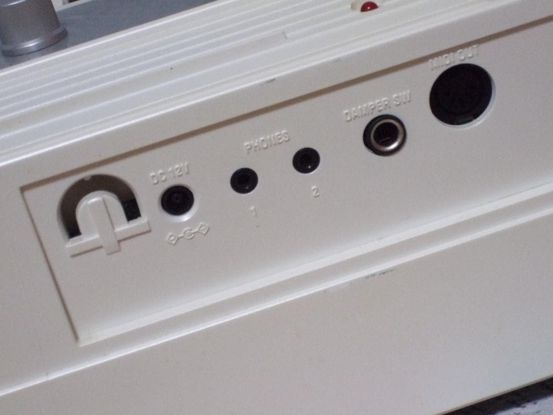 訳あり】KORG SP-170S-WT 電子ピアノ ペダル付き（送料込み） - メルカリ