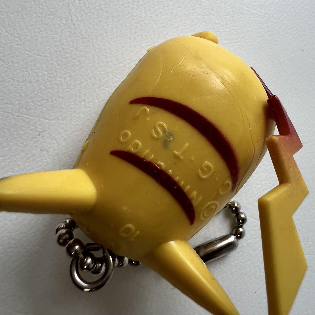 ポケモン　キーホルダー　初代　リザードン　ピカチュウ　イーブイ　フシギバナ