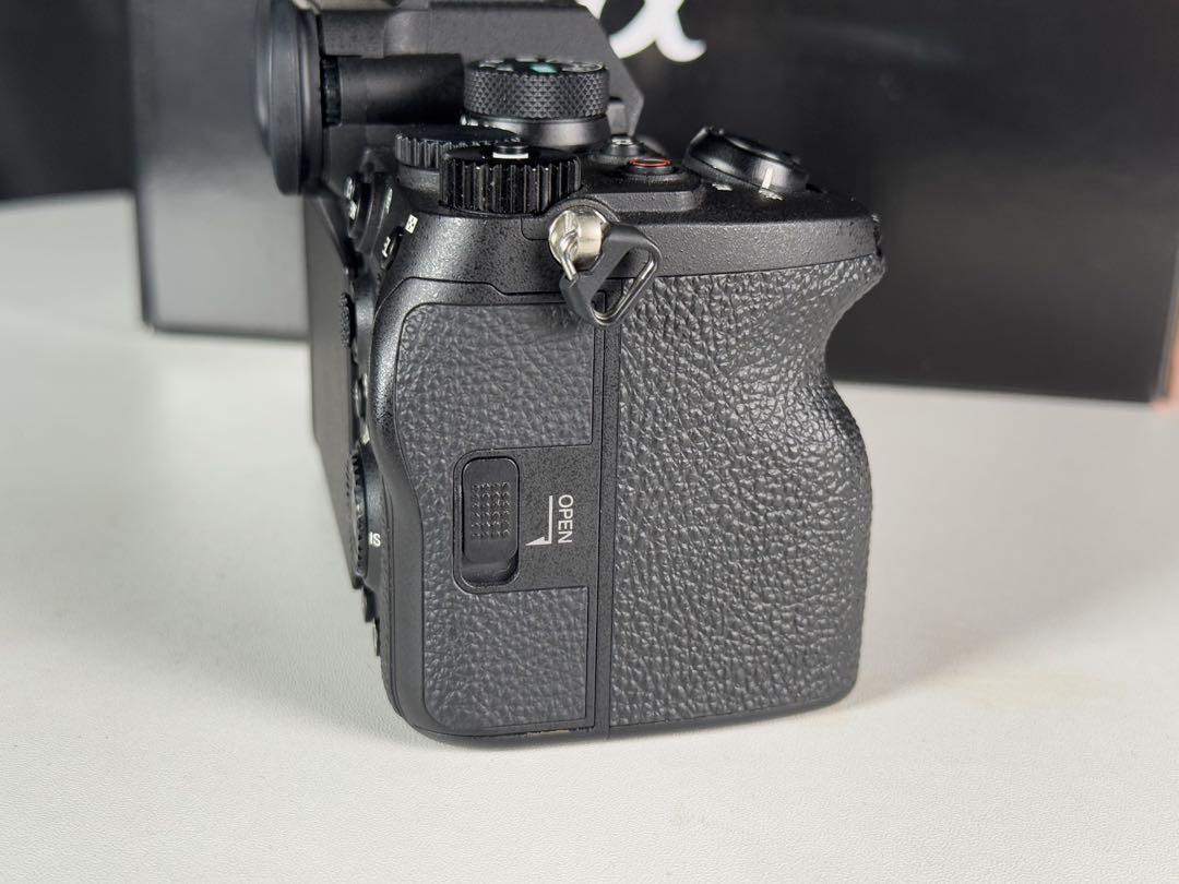 【極美品】 SONY α7IV ILCE-7M4 4349回 防湿庫保管