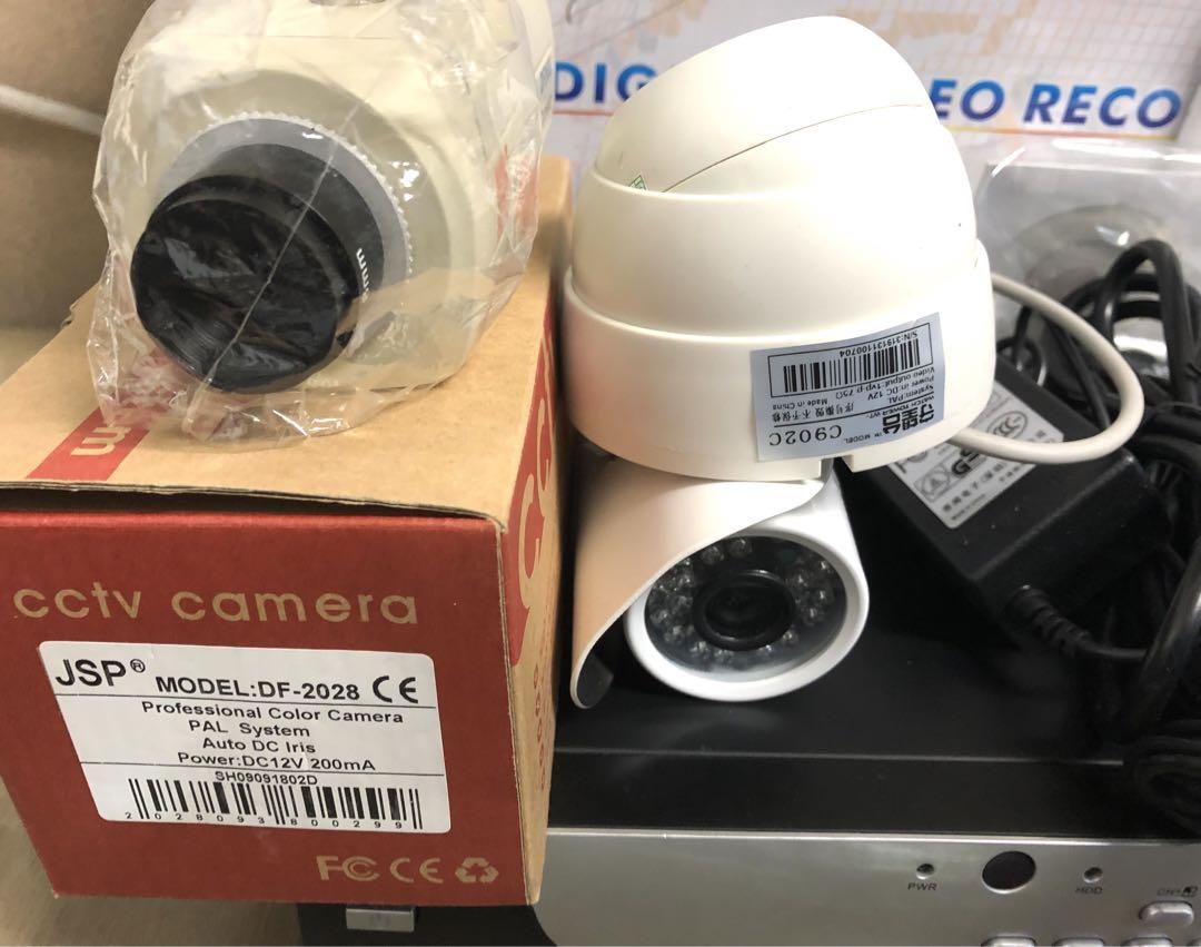 【訳あり品】 アナログ 防犯カメラ3台 DVR セット 新古品 1TB HDD付 訳あり品】 アナログ 防犯カメラ3台 DVR セット 新古品 1TB HDD付